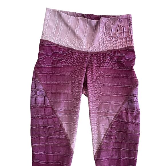 EUC Niyama Sol Croc High Waisted Slice Leggings Muave sz M yoga activewear - Picture 2 of 5